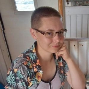 Meet your Posher, Damaris